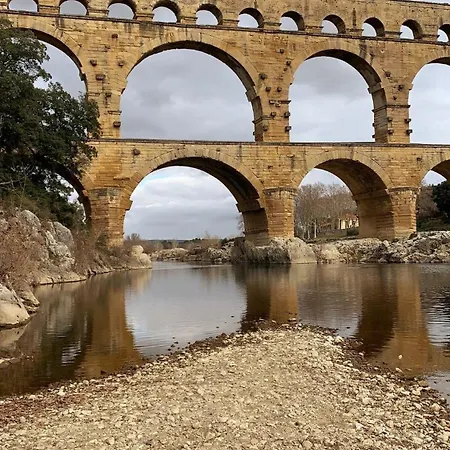 Your Secret Garden At Pont Du Gard! *